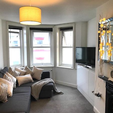 بورنماوث Bright City Center Apartment - Close To Beach المظهر الخارجي الصورة
